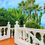Larnia De Tenerife *