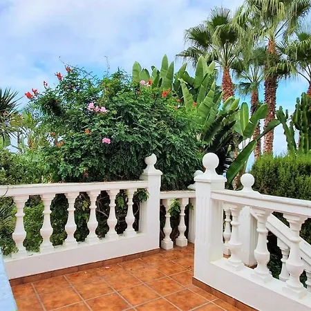 Larnia De Tenerife 绍萨尔